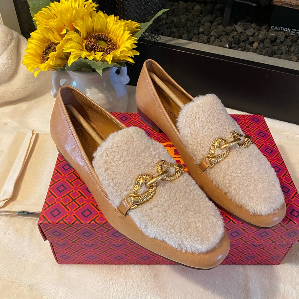 TORY BURCH JESSA SHEARLING LOAFERS - Picture 3 of 8